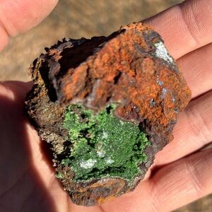 Natural Mineral Rock for Reptile Habitats